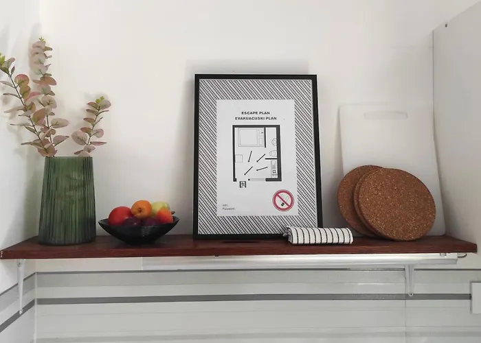 Apartman M&r Studio, And Town!